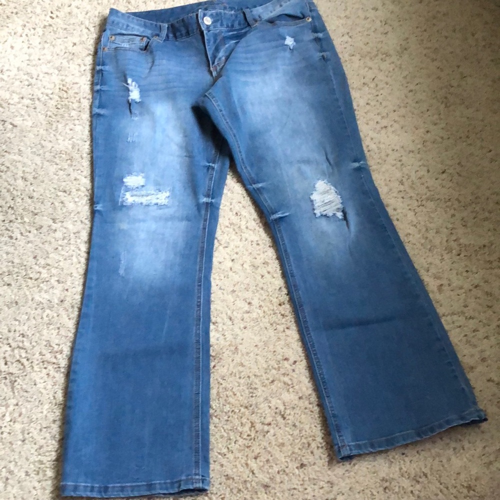 Maurices’ brand boot cut jeans